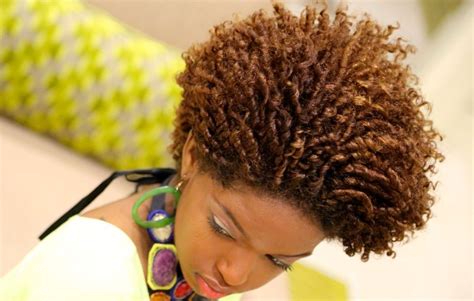 Mastering the Art of the Coiling Comb for Picture-Perfect Hairstyles